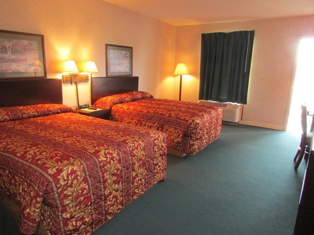 New Valdosta Inn And Suites חדר תמונה
