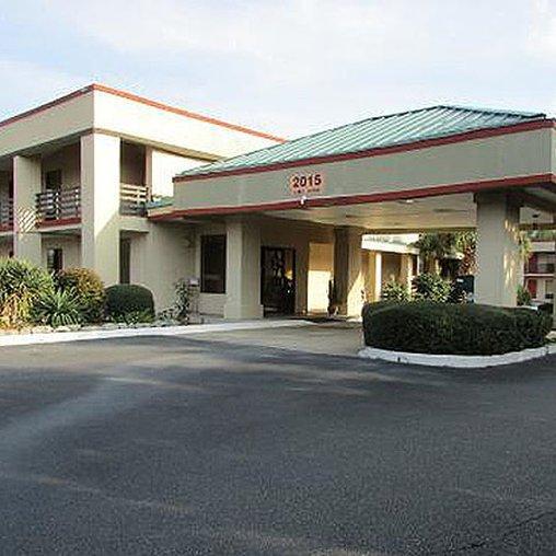 New Valdosta Inn And Suites מראה חיצוני תמונה